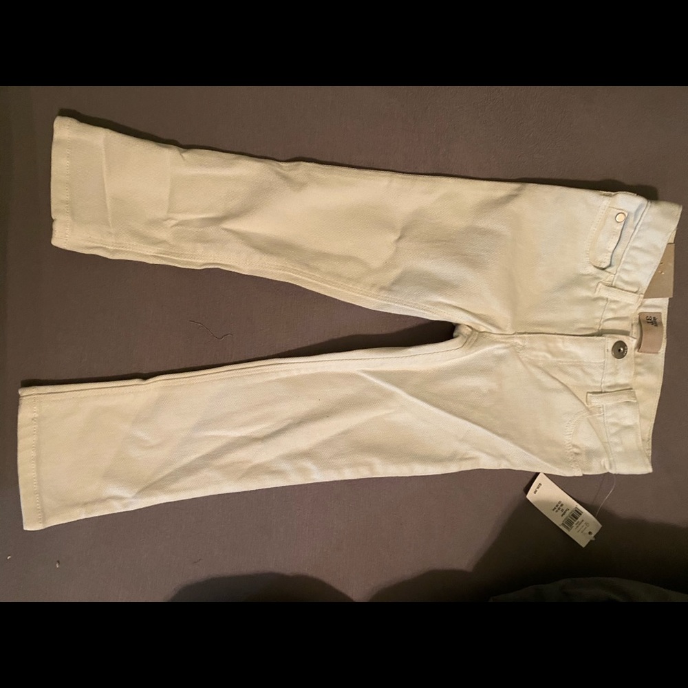 Girls 3T gap white skinned jeans